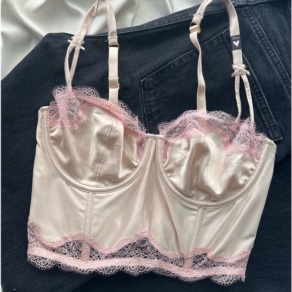 NWT Victoria Secret Corset - Picture 2 of 4